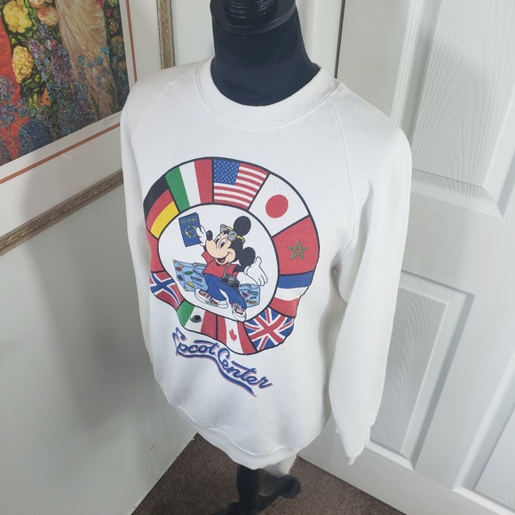 Disney Tops - Vintage Disney Mickey Mouse Sweatshirt sz Large